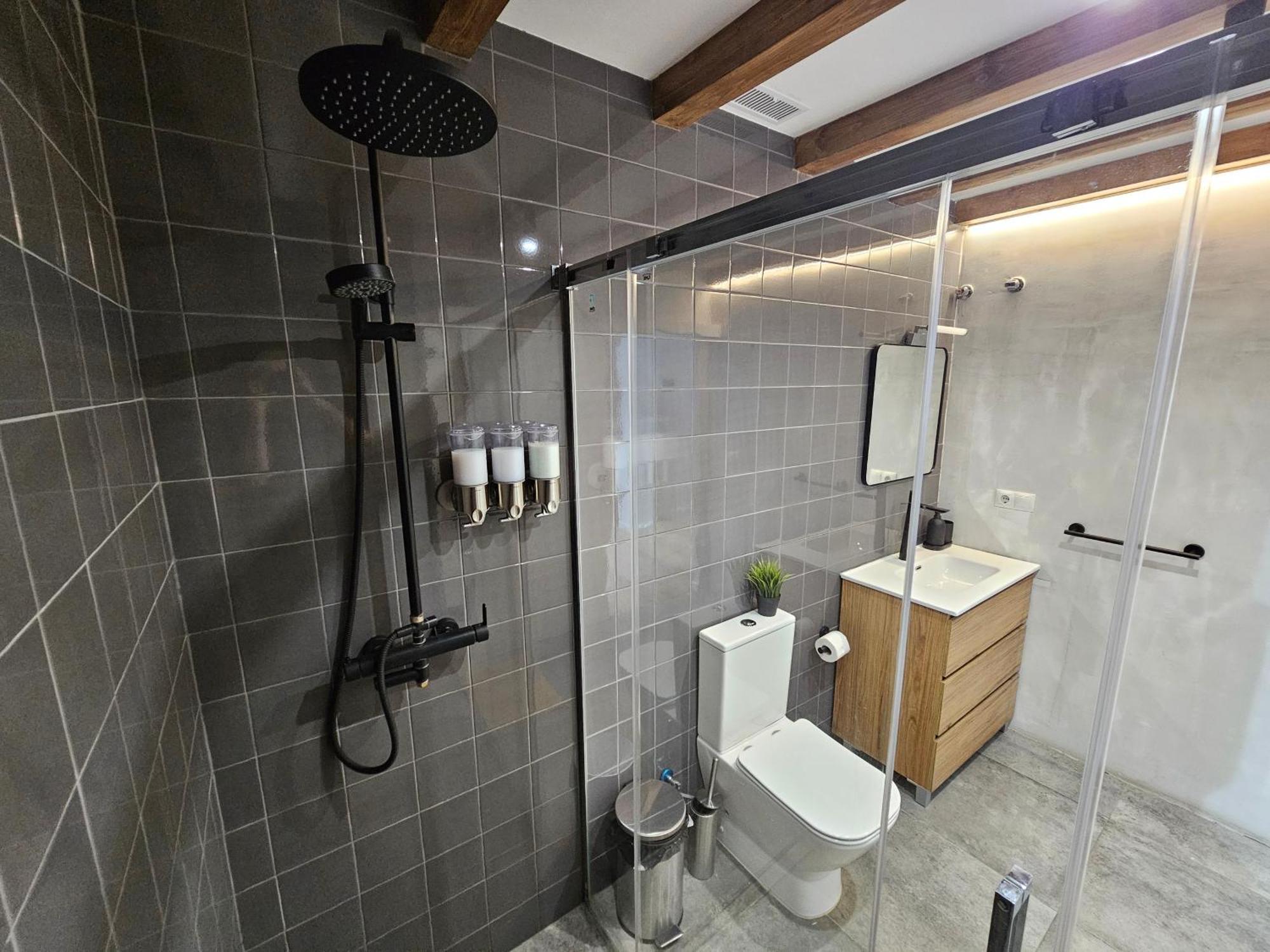 Bear Homes - Olimpia Suite Valencia Buitenkant foto